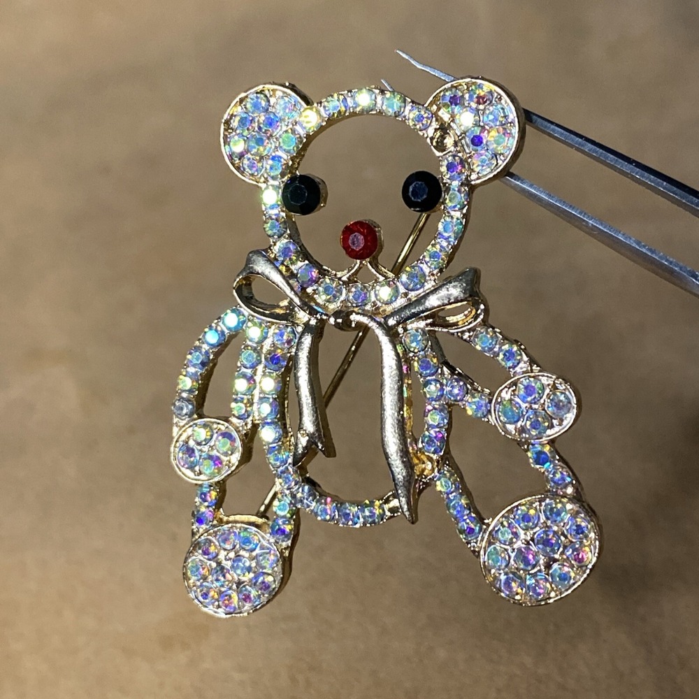 New AB Crystals Teddy Bear Brooch Pin Badge Women Jewelry Sparkly Rhinestones
